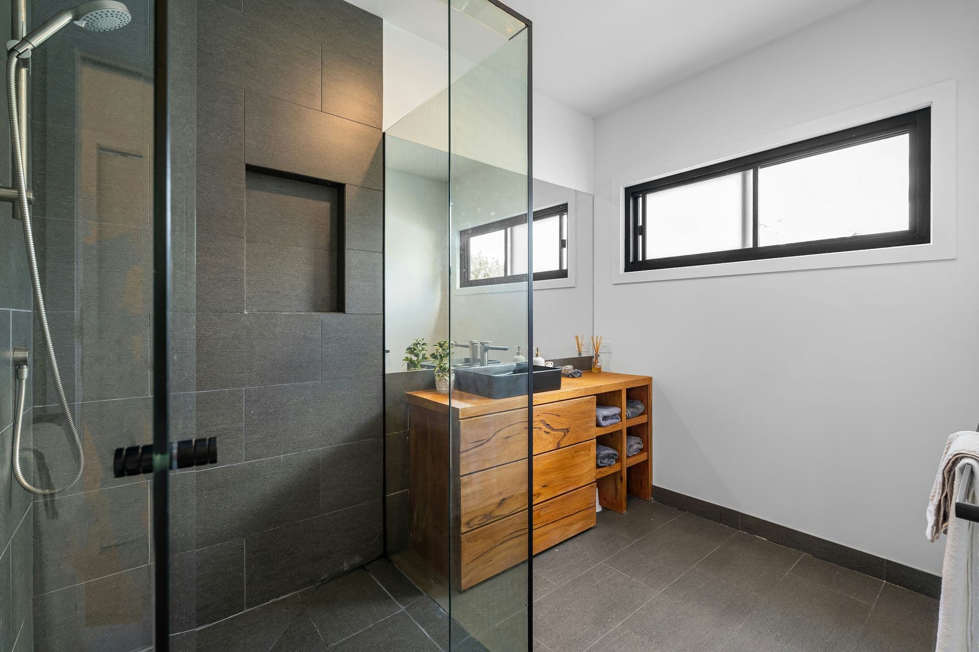 How Much Does a Tub-to-Shower Conversion Cost in Fargo? Hero